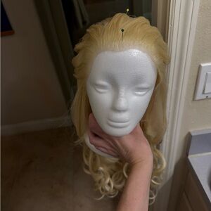Blonde Women's Hair Wig